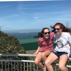 Meet your Posher, Ivy